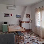 Serra *