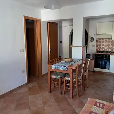 Serra * Bari Sardo
